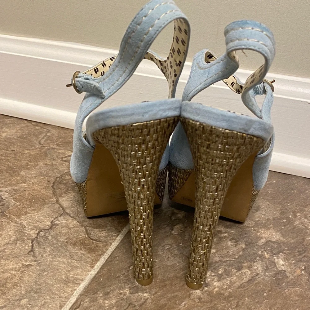 Jessica Simpson Eddy blue suede peep toe heels. - Picture 11 of 15